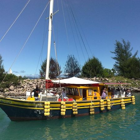 Etoile Labrine Guest House La Digue Bagian luar foto