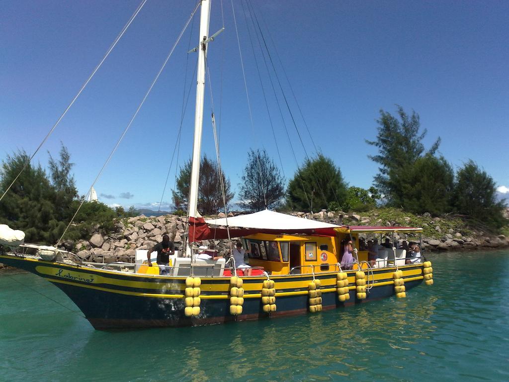 Etoile Labrine Guest House La Digue Bagian luar foto